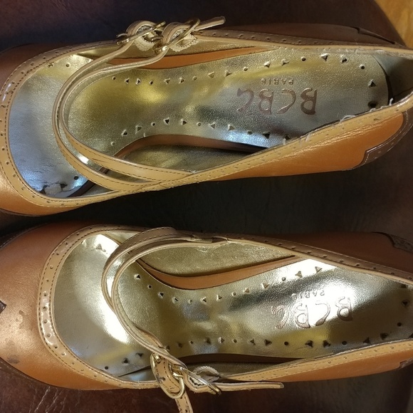 BCBG heels - Picture 3 of 3